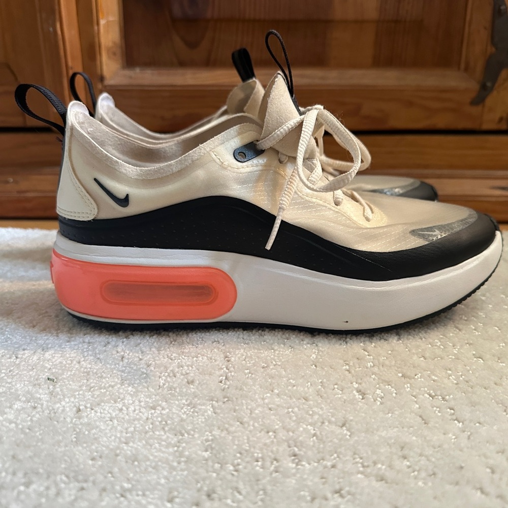 Air Max Dia